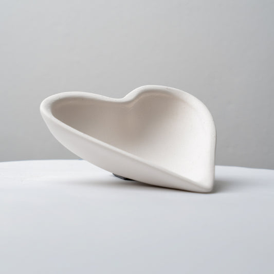 Cora Heart Dish